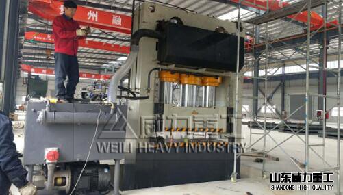 800噸框架式液壓機客戶現場反饋