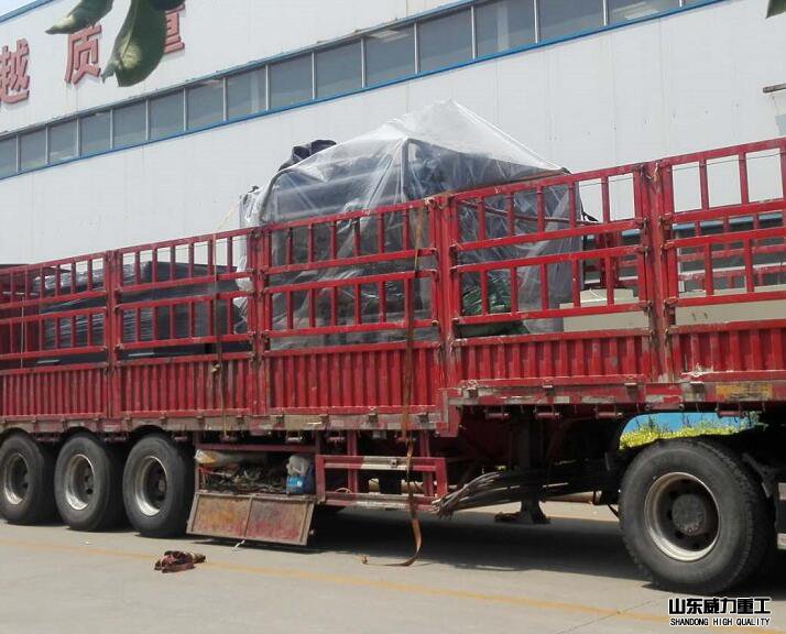 <b>2000噸液壓機成功發往安徽蕪湖</b>