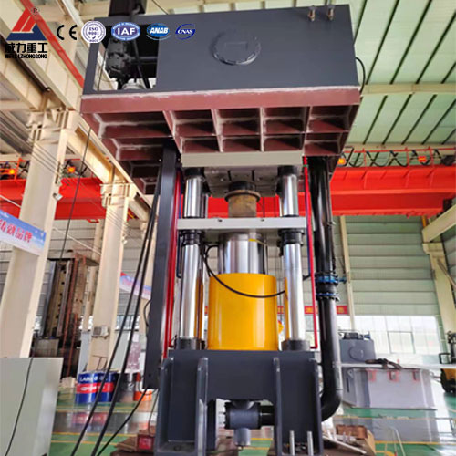 下頂式800噸四柱液壓機（