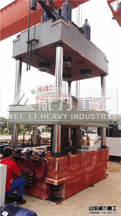 500噸四柱液壓機(jī)