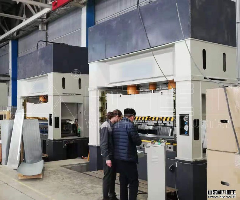 框架式液壓機遠銷海外