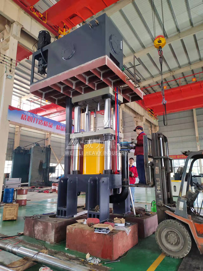 800噸四柱液壓機(jī)廠家