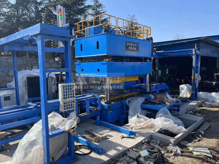 快速貨車車門整形液壓機(jī)